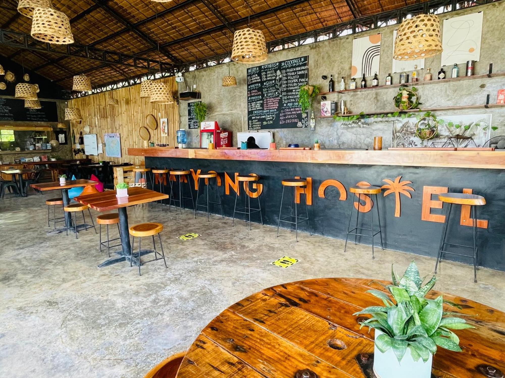 Maayong Hostel (Adults Only) Moalboal Buitenkant foto